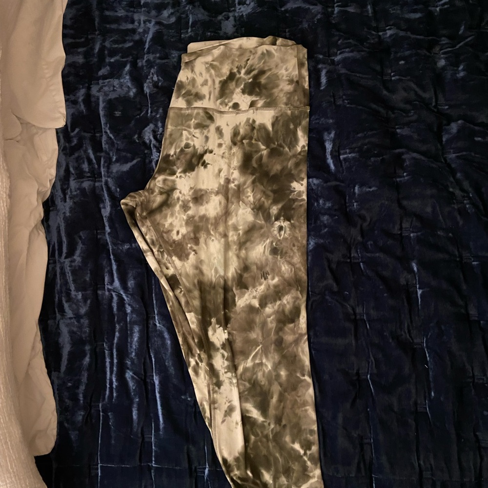 Lululemon green marbled leggings size 20